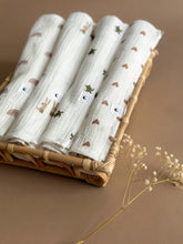 Charger l'image dans la galerie, Muslina autiņš (70x70cm) - RAINBOW