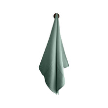 Load image into Gallery viewer, Vafeļu kokvilnas dvielis / Waffled Cotton Towel - Old Green - Susu Shop Latvia