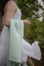 Ielādēt attēlu ,Vafeļu kokvilnas dvielis / Waffled Cotton Towel - Light Mint - Susu Shop Latvia